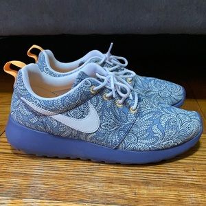 Women’s Nike Roshe